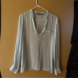 Chic Women's Light Blue Blouse